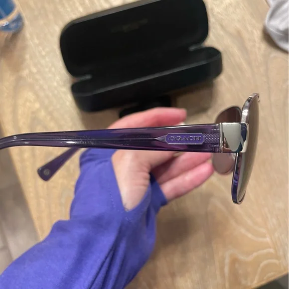 Coach Purple Aviator Sunglasses Coach HC7115 90056F Gold Purple Aviator Pink Mirrored 59mm  main image 3
